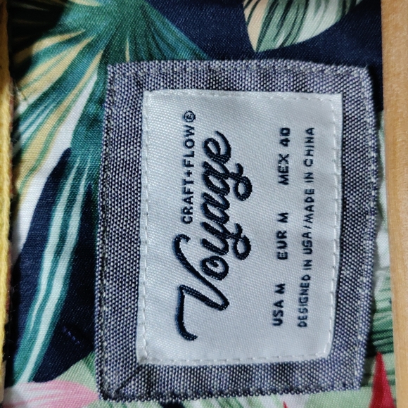 Craft+Flow Voyage Floral Accent Button Up Shirt Pocket Men's Medium - Picture 3 of 8